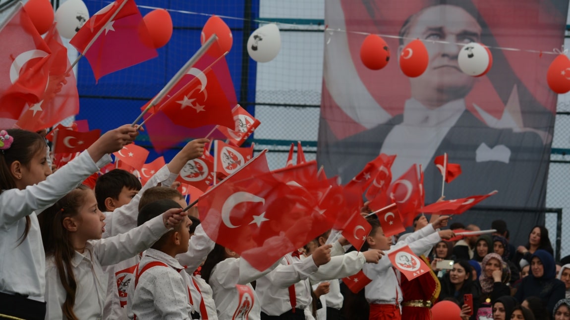 23 Nisan Ulusal Egemenlik ve Çocuk Bayramı